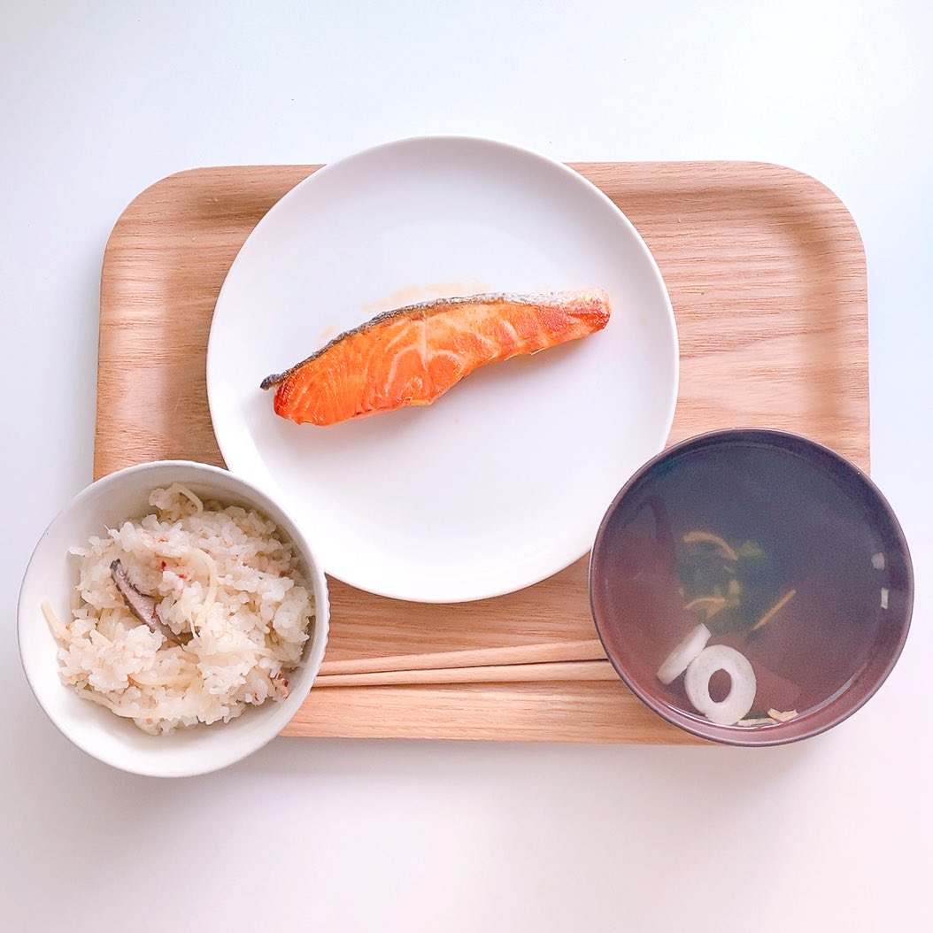 「#おはガク #ガク食オープンキャンパス おはようございます 和食回ということで最」|minaiのイラスト
