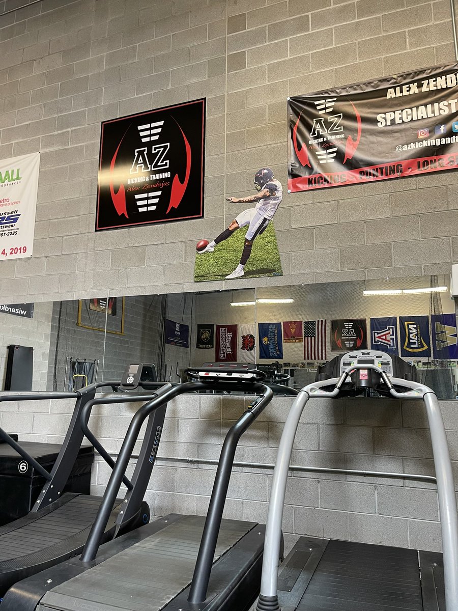 The professionals get a fathead.
.
First addition to the pro wall. More coming!