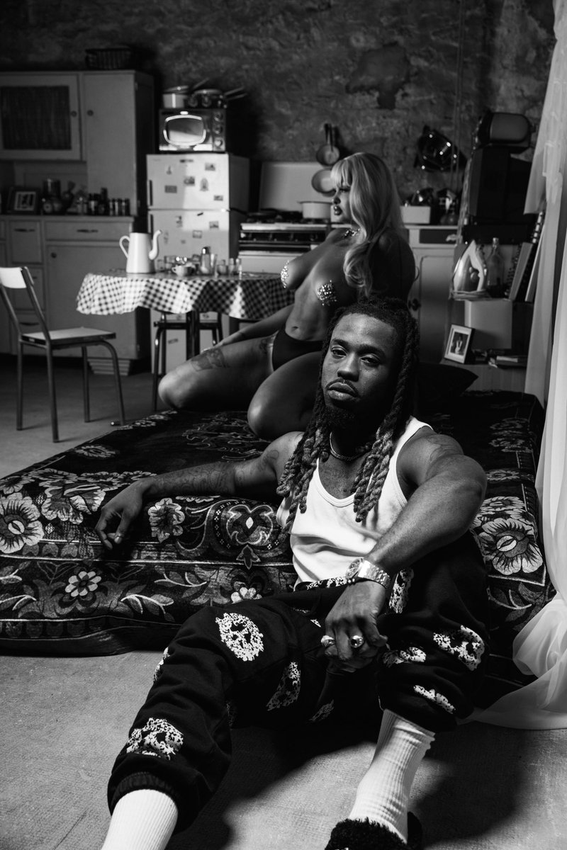 jok_daddy's tweet photo. Melvin de Paris https://t.co/OfnDc4q73J
