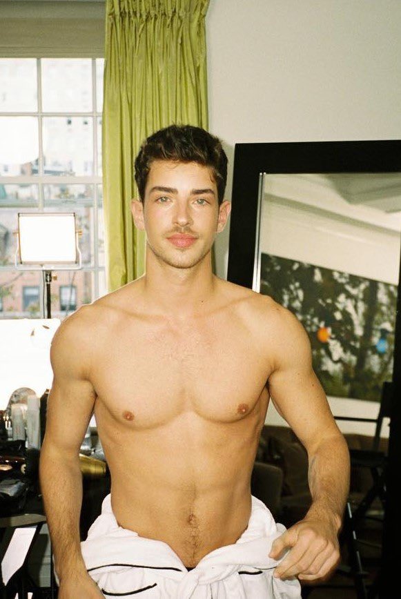 Fit Famous Males on Twitter "Manu Rios 🔥🔥"