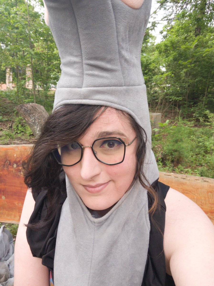 anotheralicat's tweet image. We recorded a really unhinged video today and I am so sweaty now 🥵