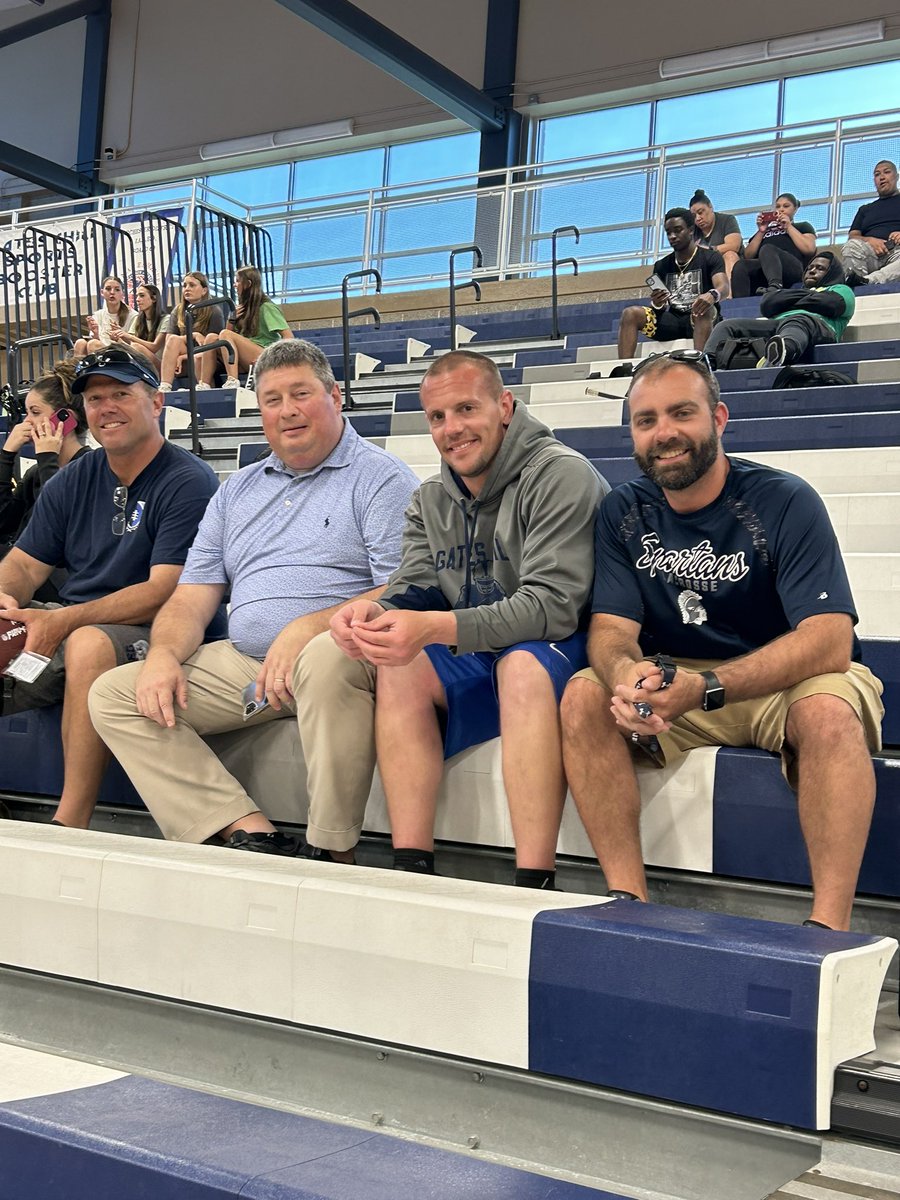 Gates Chili’s Peer Leaders tweet media