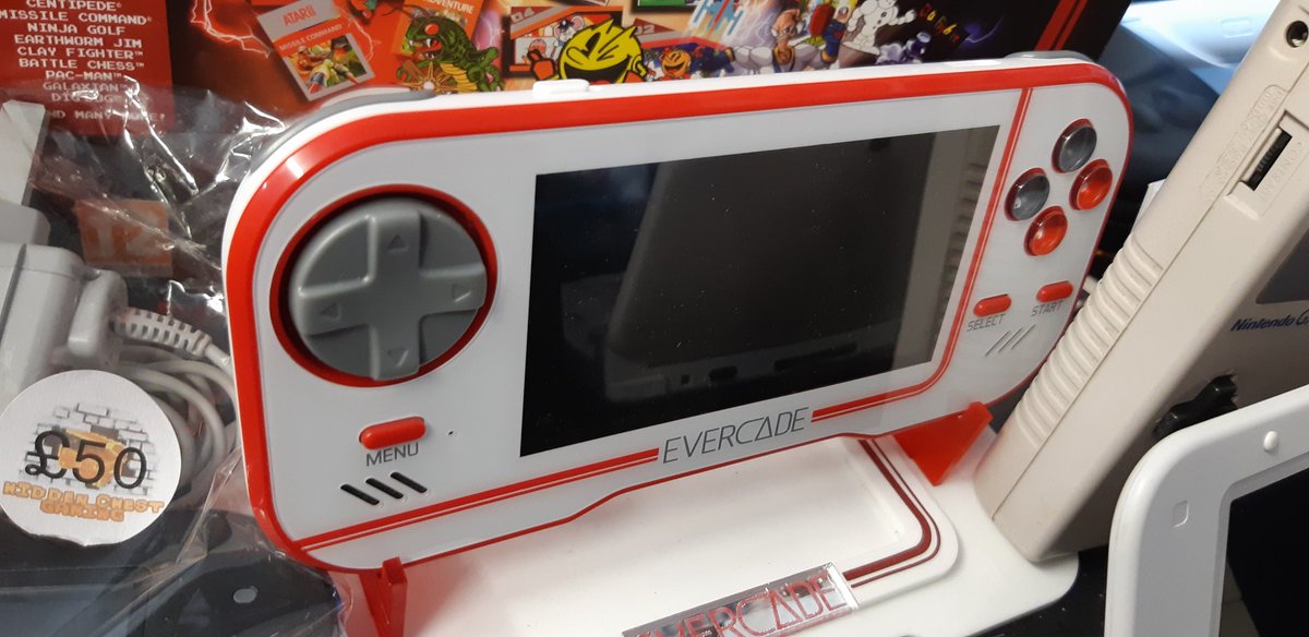 HiddenChestShop's tweet photo. 🎮Like gaming on the move?🎮
A variety of handhelds in stock, including:
✅Game Boy DMGs
✅Sony PSP
✅Nintendo DS, 2DS &amp; 3DS
✅Game Boy Advance
✅Sony PS Vita
✅Revo 101
✅Gamepark GP2X
✅Sega GameGear
✅Evercade 
Open Fri, Sat and Sun 12:00 - 6:00
https://t.co/i5fOIbegMq https://t.co/mUs2WwFPt3