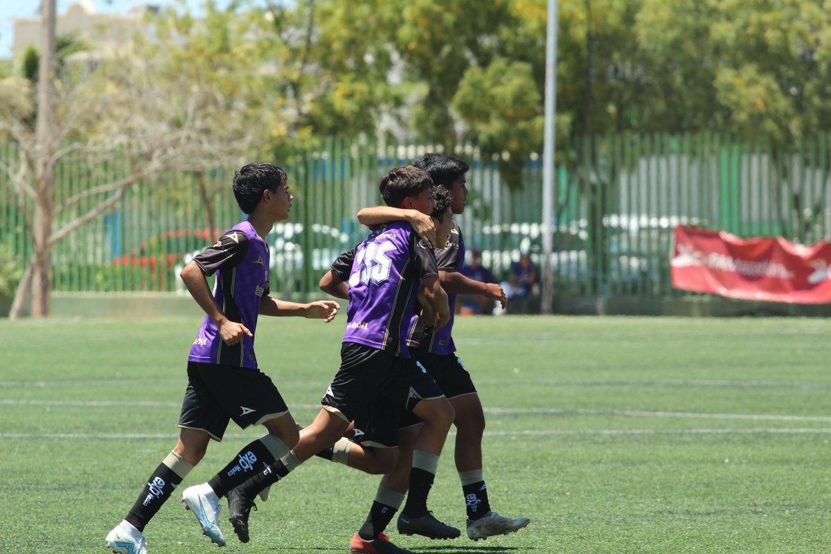 MazatlanFC's tweet image. Iniciamos la @CopaMazatlan #ARREbatando 🏆

GANAMOS 
#Sub12: 1-0
#Sub13: 2-0
