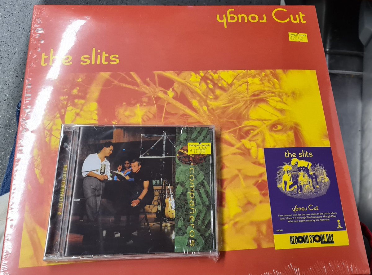 harryhpalmer's tweet image. On the way home from watching a blinding set from @foals with @DavidHobbsDH and my #rsd2023 order from @BanquetRecords #theSlits and a much sort of #WorkingWeek CD by the late, great Simon Booth.