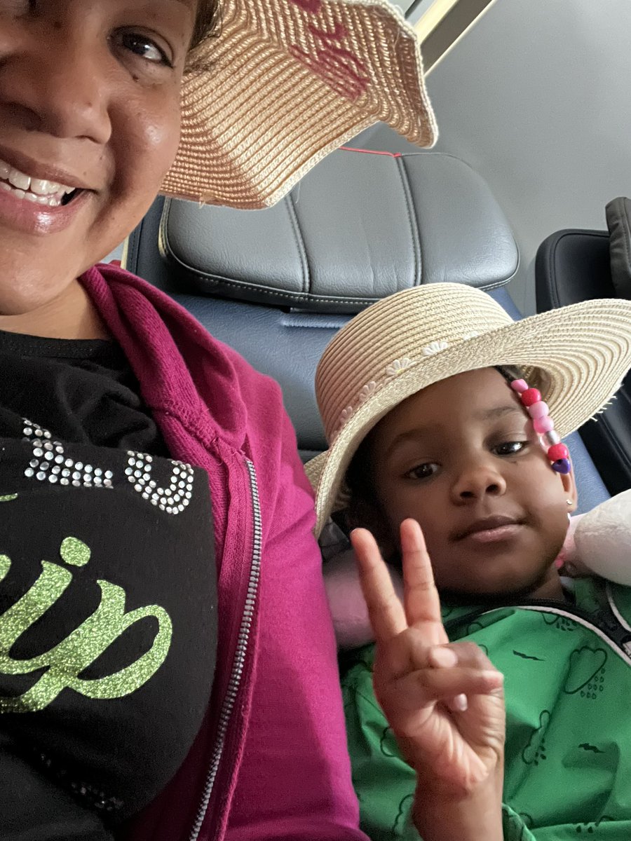 MetcalfNeely's tweet image. Mommy/Daughter Weekend loading…💕🏝️
#LABound
#MalibuTakeover
#GirlsTrip2023