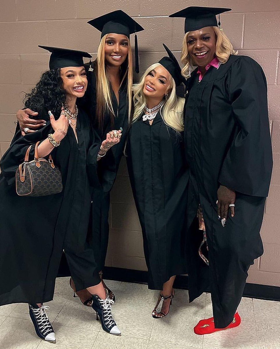 College hill graduates 🔥💕 #Nene #neneleakes #CollegeHillCelebrityEdition