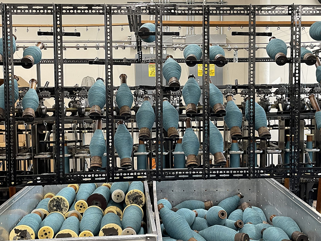 RMezoff's tweet photo. Heaven is where yarn is made. 🧶 - https://t.co/sXhDMP9vwR https://t.co/IDcuuNghpP