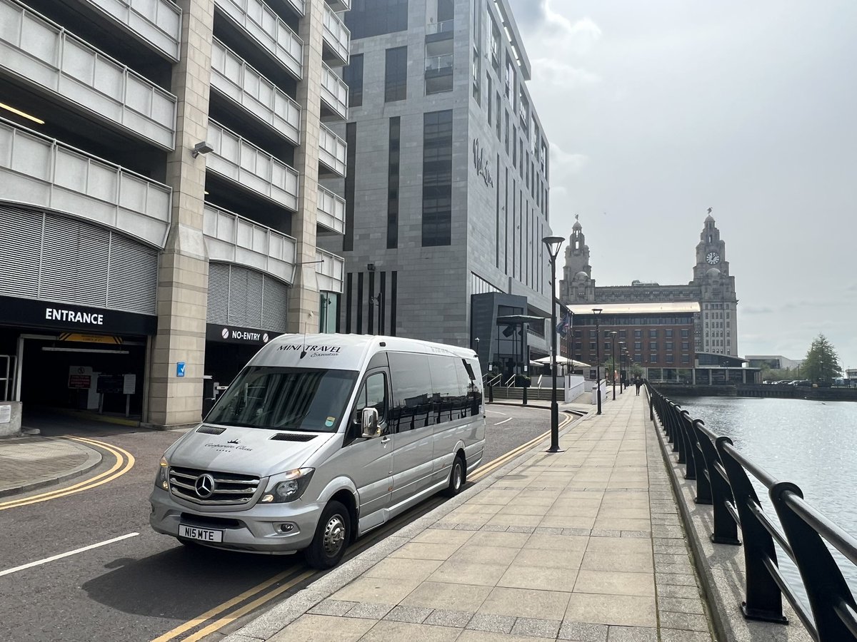mini_travelExec's tweet photo. Vip delegates from Canada visiting Liverpool #minibushire #Canada #Corporate #leeds #york https://t.co/fMegZksgX6