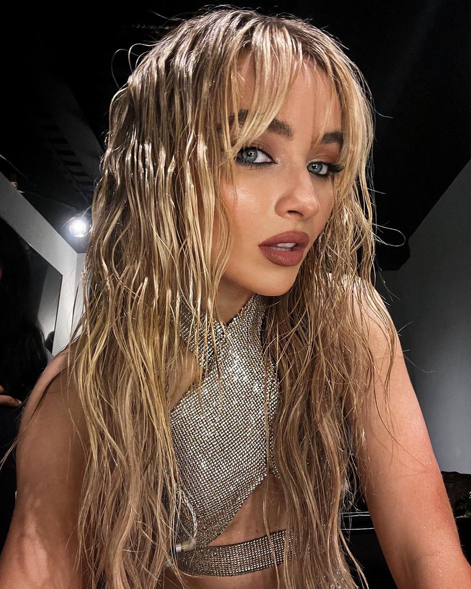 sabrinathinker tweet picture