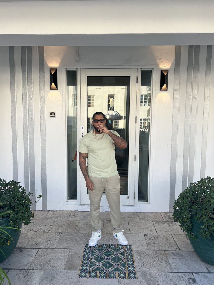"Taking @conconnectapp global while catching some Miami heat. 🌴☀️ Remember, great ideas often strike when you take a moment to relax. #CEOonTheGo #ConConnect #WorkLifeBalance"