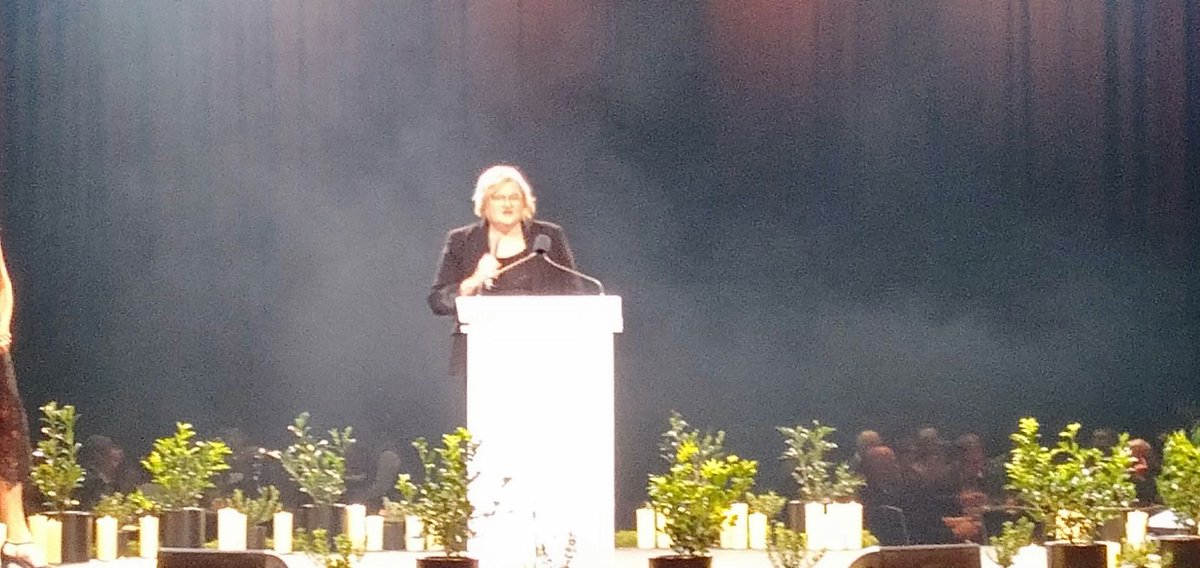 Wonderful opening to #Ozwater'23 with @AustralianWater President Louise Dudley welcoming delegates to the gala dinner and awards evening. On behalf of all at WaterStart, we congratulate the water industry for their dedication and commitment to the Australian water sector.