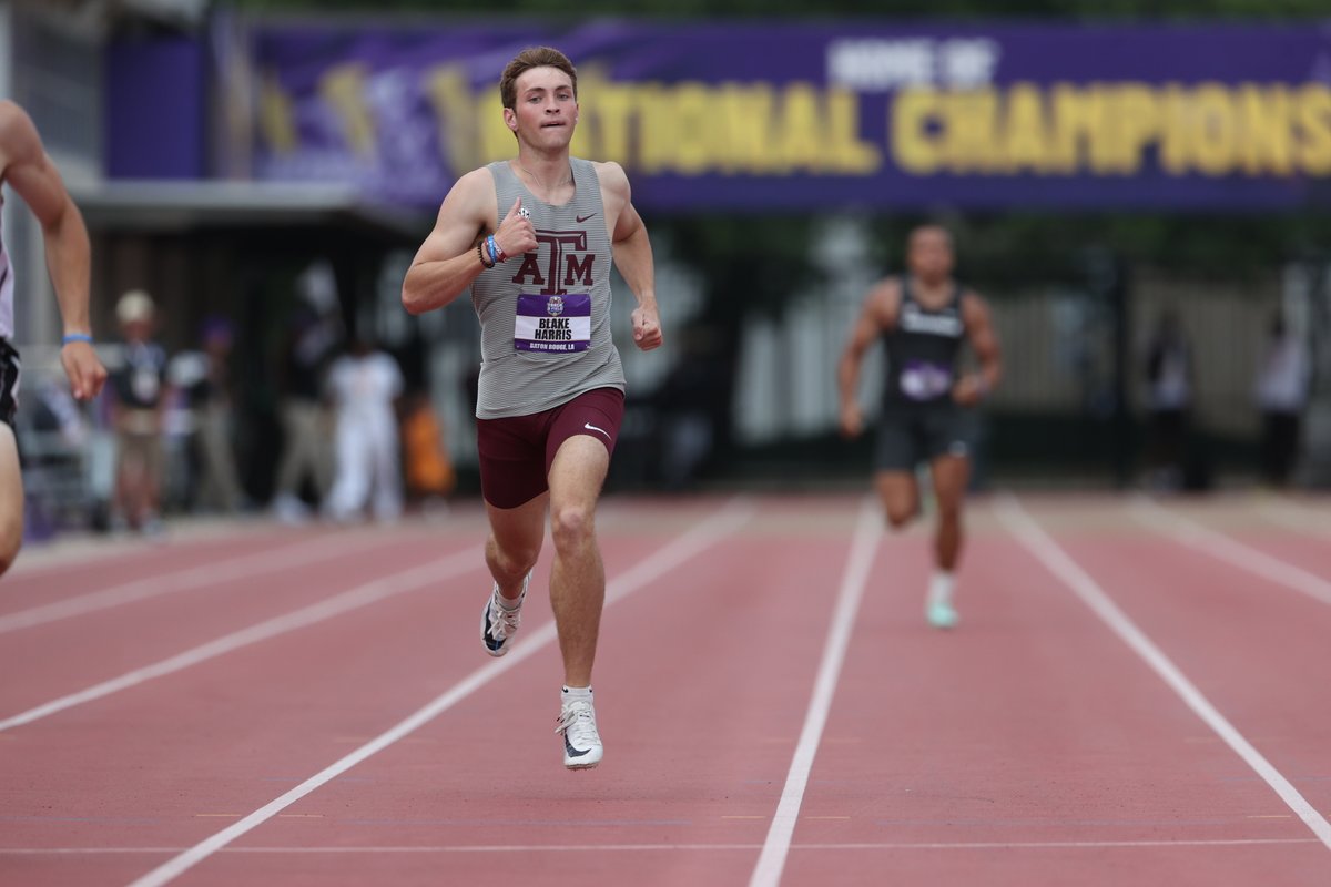 aggietfxc's tweet photo. SEC Decathlon - 400m

3. Blake Harris - 48.89 PR (866)
4. Landon Helms - 49.87 PR (821)

#GigEm | @blakeharris13_ | @AirLandon_ https://t.co/iHGPTbNVeZ