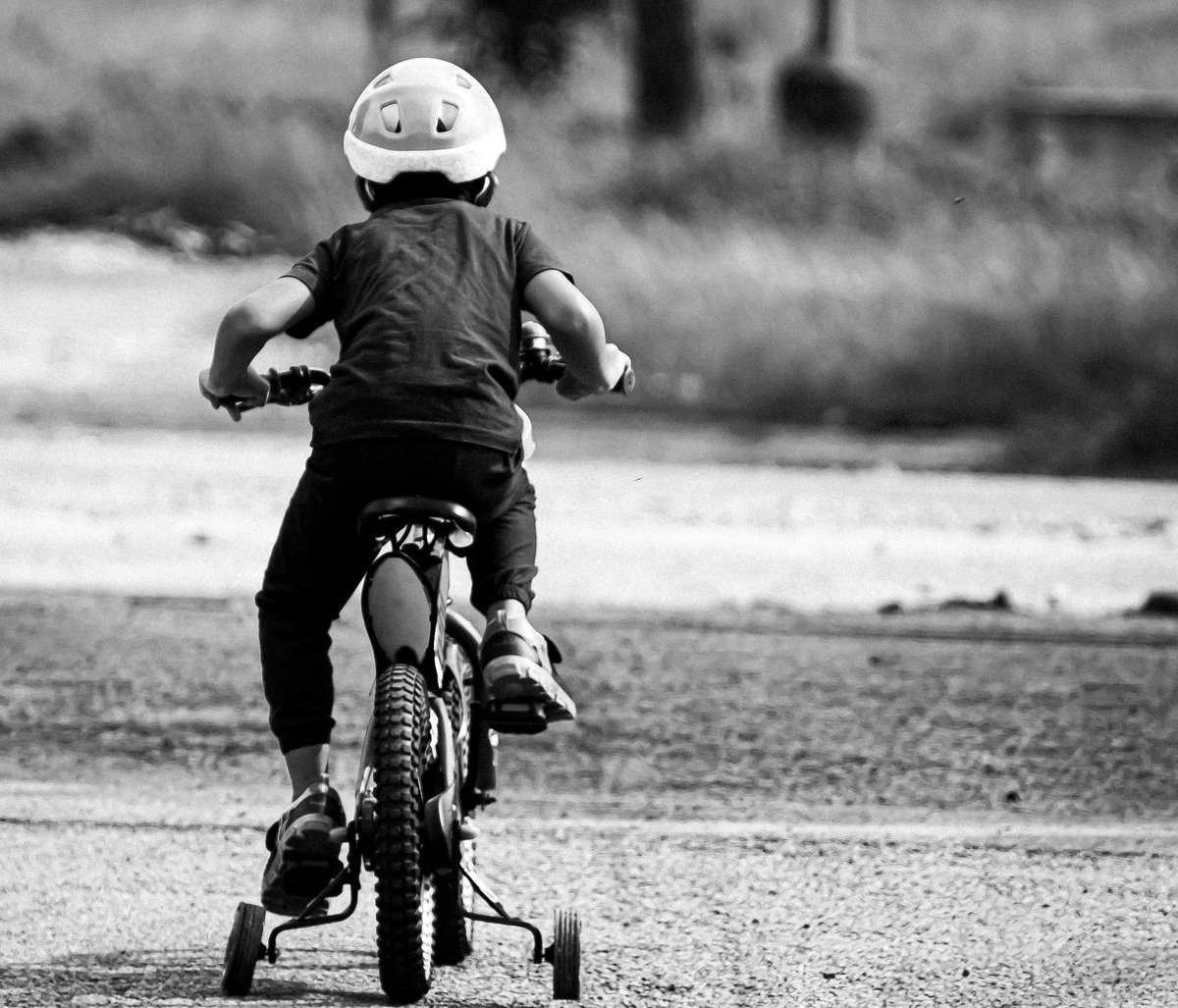 mayisbikemonth's tweet photo. Get your kids love of cycling started off right. Cycling helps develop balance and instill healthy habits. It also gives children a sense of freedom and responsibility that builds confidence on and off the bicycle.

Jibe presents this free group class for children ages 2 - 7. https://t.co/B4r8m0lTmK