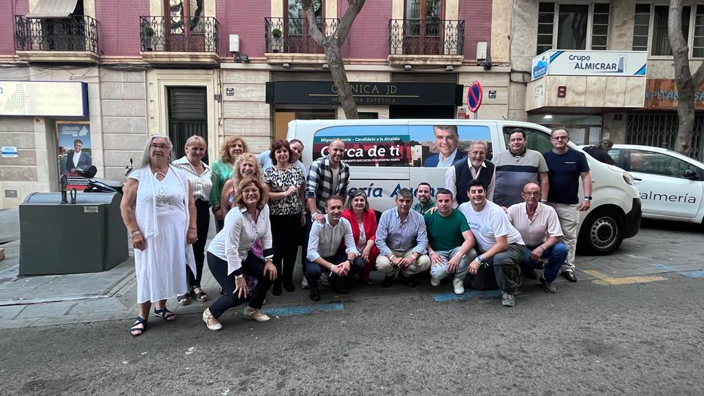 miguelcazorlag's tweet photo. Comenzamos una Ilusionante Campaña electoral con magnifico EQUIPO, Gran PROGRAMA, y PROYECTO de Futuro en nuestra querida Ciudad de ALMERÍA. 
Vamos !!!
#almeríaavanza 
#ConMiguelAlmeriaAvanza
#cercadeti https://t.co/3AjJ9kFLRN