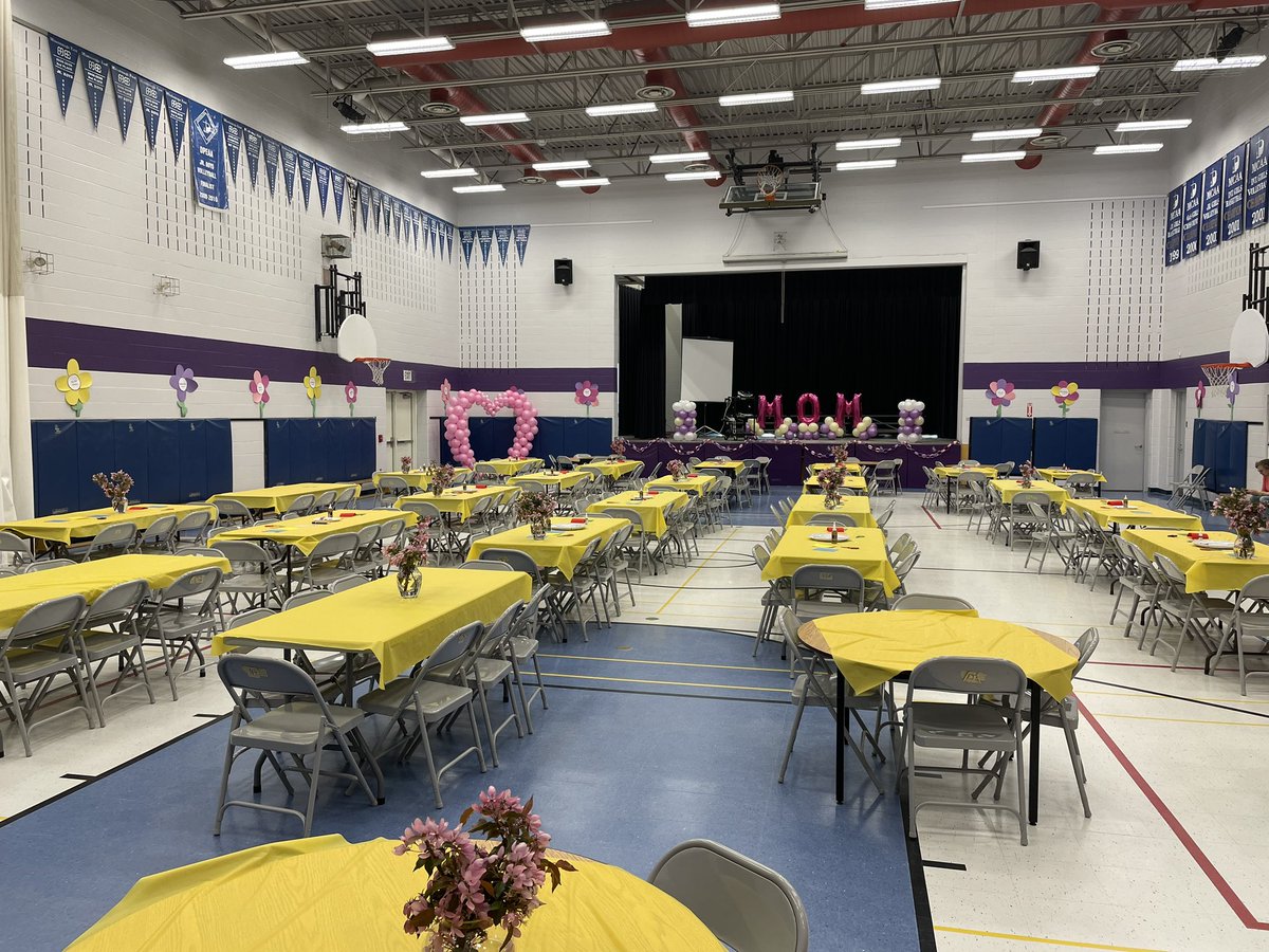 StPhilipDPCDSB's tweet photo. Today we celebrated moms, grandmas, aunties and mother figures with our first Mothers Day Tea.  Thank you @LipoMigena @GergesGladis and Mrs Coronado for organizing an amazing event for our school! https://t.co/jC4JVNLkn0
