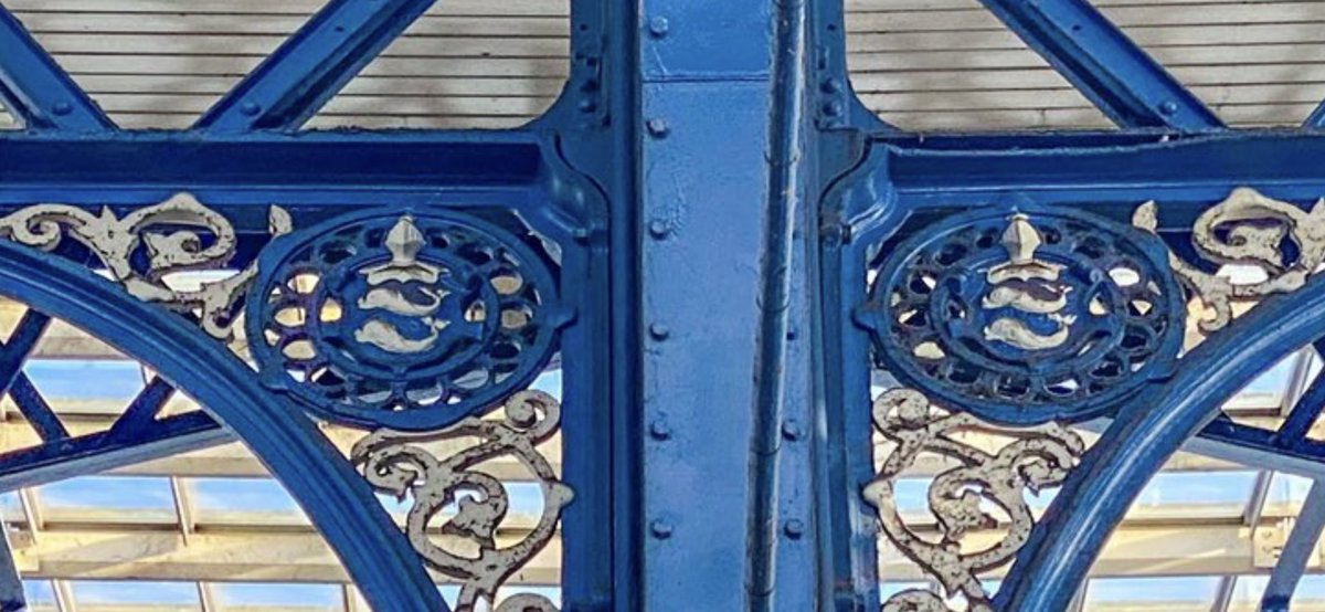 Fun fact: Brighton railway station opened #OnThisDay 11th May 1840. The roof is newer (1882) but look up: you’ll see dolphins leaping! They’re on this town’s (once known as ‘Brighthelmstone’) crest. Platform 8 btw, is the last at a major UK terminus to still all be built of wood.