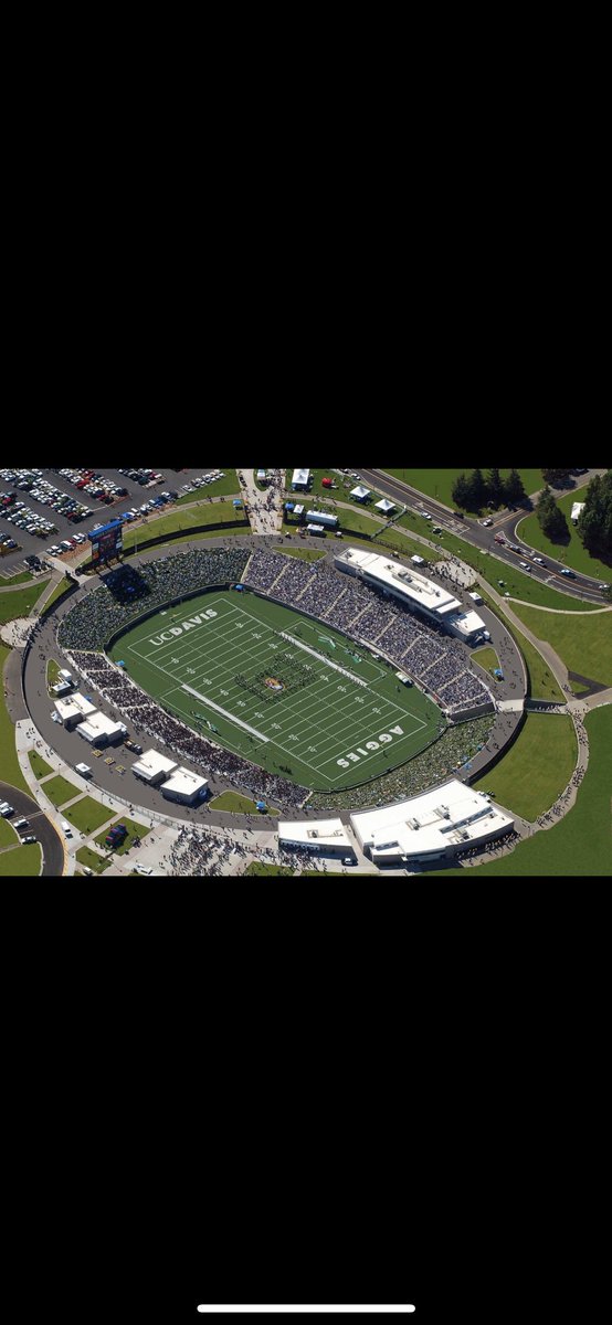 CarterVargas21's tweet photo. #AG2G after a great conversation with @CoachBurke10 I’m blessed to receive my 8th D1 offer to the university of UC DAVIS!!
@EAthletix
@CoachPepeAVO 
@BrandonHuffman 
@JBaileySMSports https://t.co/EAf7Cl5D18