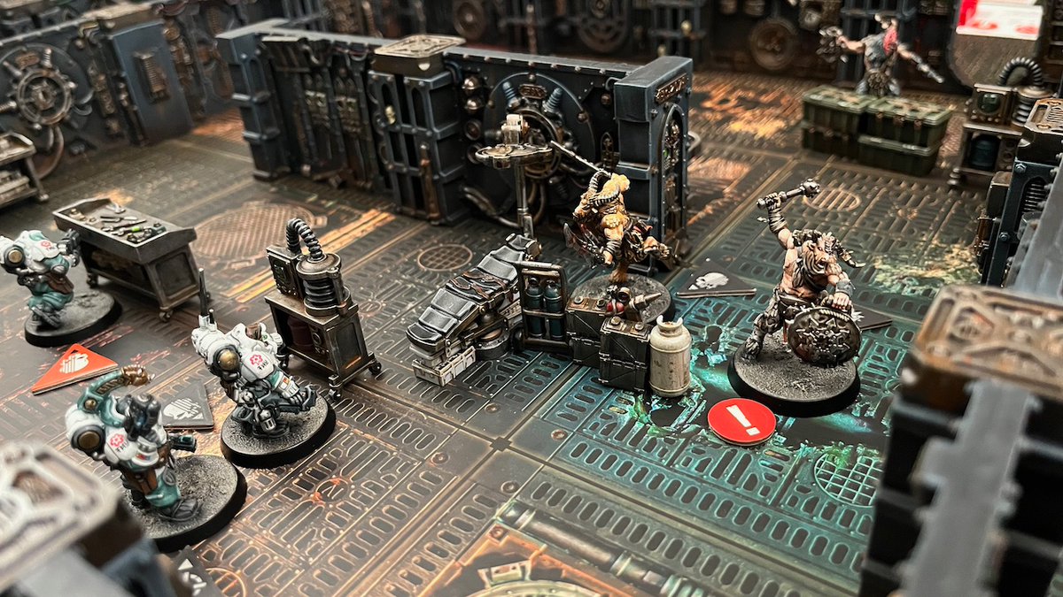 EOGamers's tweet photo. We were so involved having such a great time playing #W40K #KillTeam #Gallowfall last night we didn't want to film it. But I'll have a good look at this set and a complete #review of what I think of Kill Team as a system next week! #WarhammerCommunity #warhammer40000 @warhammer https://t.co/yd6mzE7JhH
