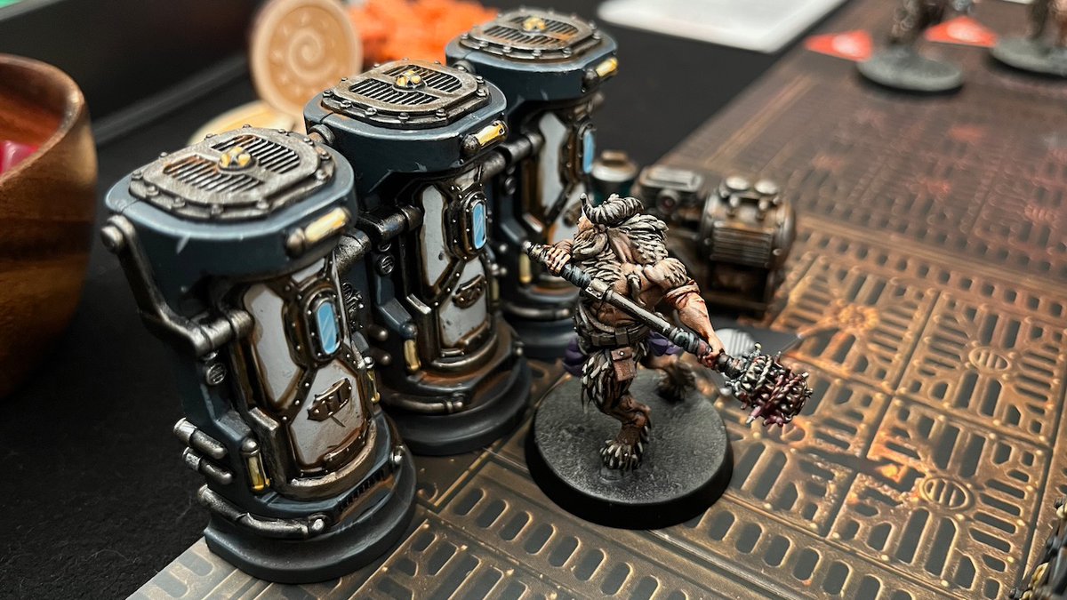EOGamers's tweet photo. We were so involved having such a great time playing #W40K #KillTeam #Gallowfall last night we didn't want to film it. But I'll have a good look at this set and a complete #review of what I think of Kill Team as a system next week! #WarhammerCommunity #warhammer40000 @warhammer https://t.co/yd6mzE7JhH