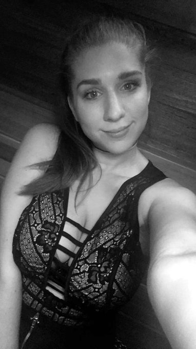 Ask me anything https://t.co/fTz70FE9tu<a href="/tag/rt"class="tags"><span>#rt</span></a>