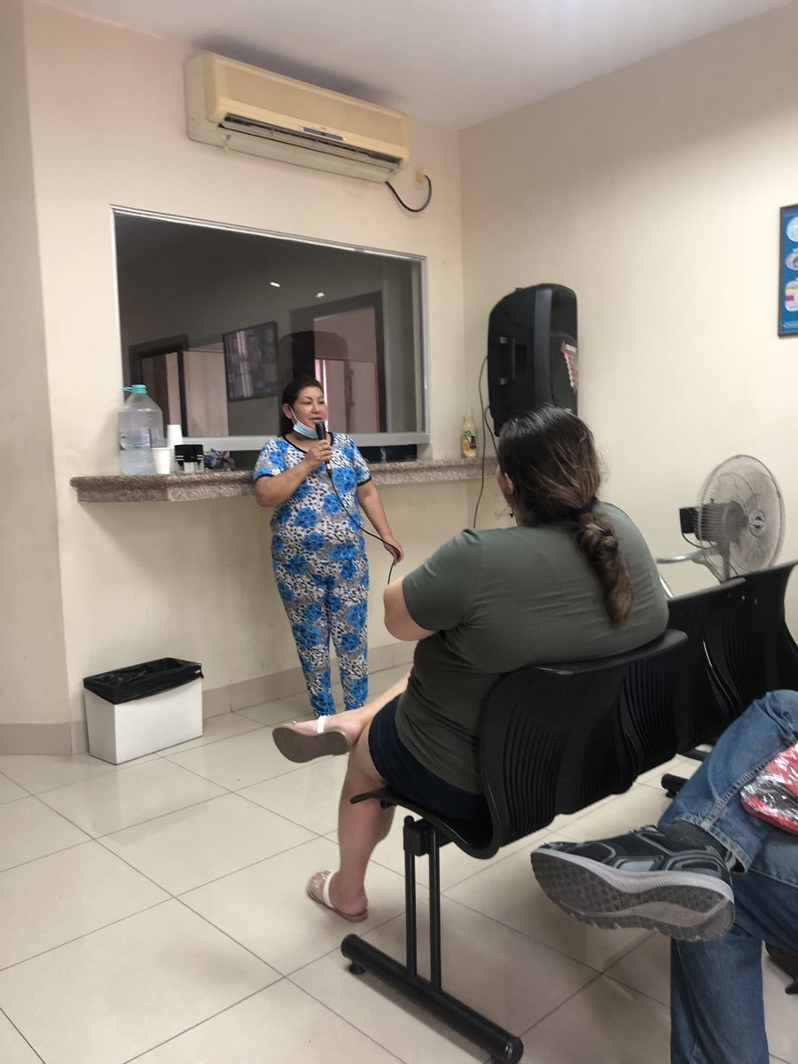 FQ_ECUADOR's tweet photo. Nos reunimos con los padres de familia de la  fundación para conocer las novedades que tienen en cuanto a la atención médica de sus niños y las medicinas NECESITAMOS más apoyo de los hospitales públicos 😳 necesitamos sus medicinas COMPLETAS cada consulta @PepeRuales @Salud_Ec https://t.co/XxJfBVrkt5