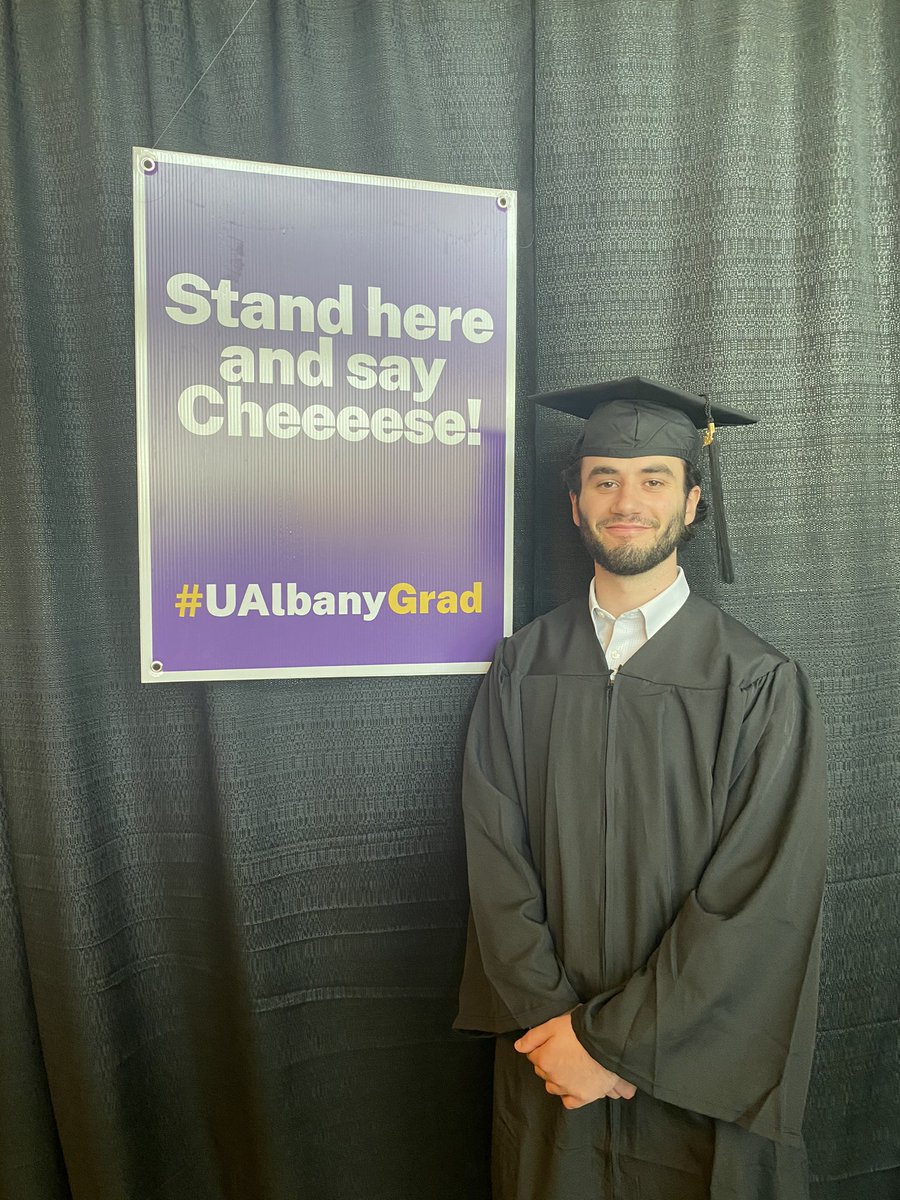 Daphne Valentine tweet media