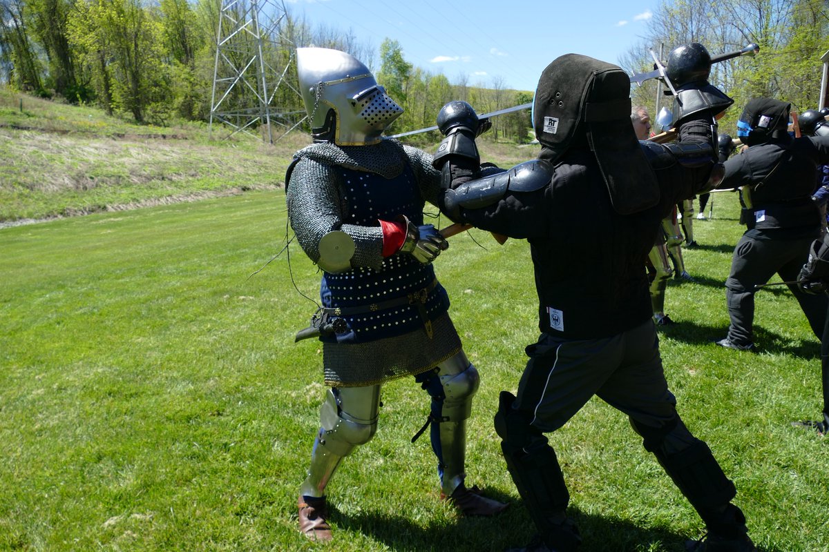 CorrugatedCava1's tweet photo. It's #ThrustyThursday! Upload a pic of you landing or receiving a good thrust! In this case I'm on the receiving end in a class we did introducing harness fighting. https://t.co/vyy60dku9j