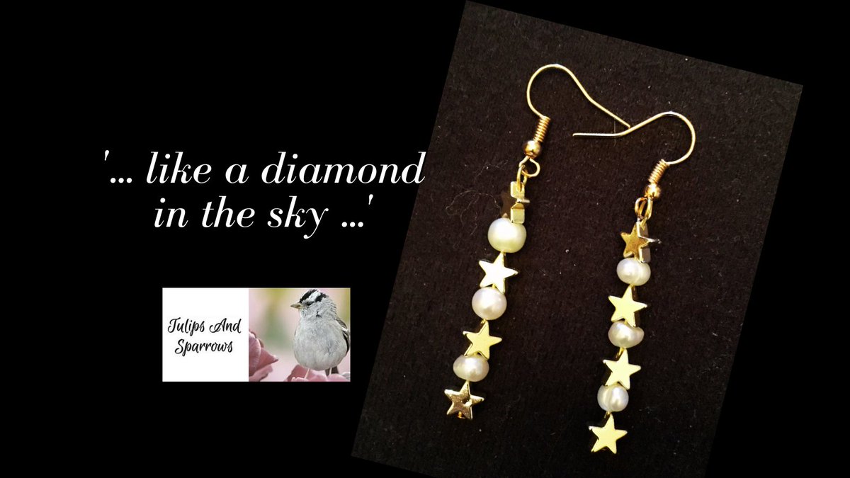 #starearrings #starjewelry #pearljewelry #pearlearrings #junebirthstone #stickearrings #lineearrings #daintyearrings #celestialjewelry tulipsandsparrows.etsy.com