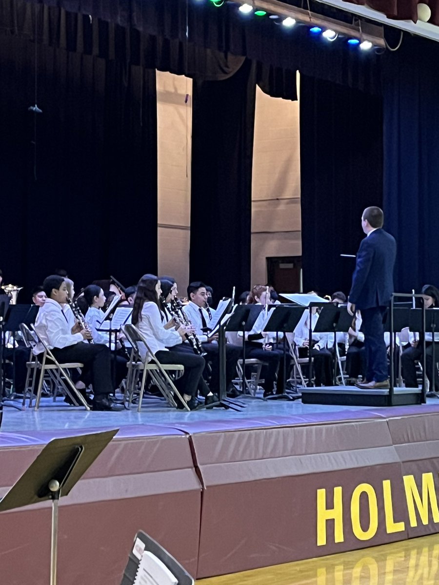 ccsd21holmes's tweet photo. Congratulations to our fantastic band members on their final concert last night! So impressive! https://t.co/B0zSg78UPO