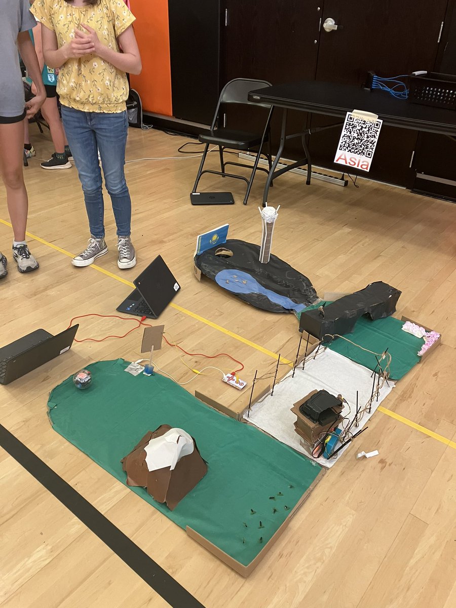 Lincoln IU12 STEM tweet media