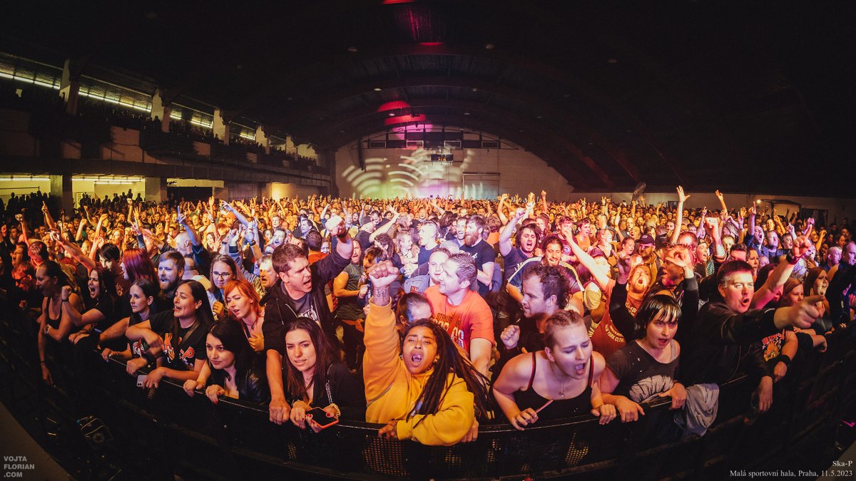 Huggi's tweet image. #photoreport @skapoficial @Fast_FoodSka 2v1, 11.5.2023 vojtaflorian.com/2023-05-11-ska…