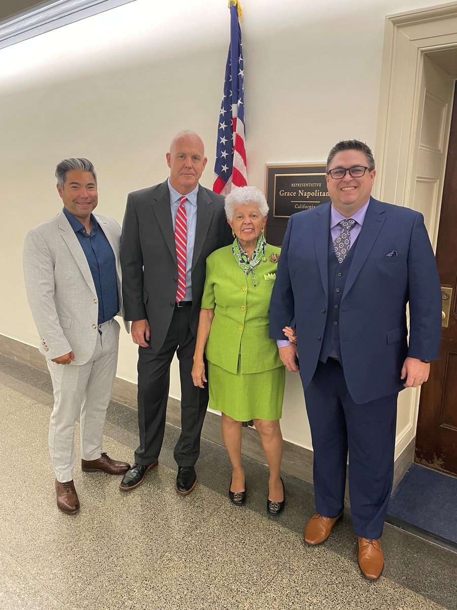 At the @NACD_RD Fly-In in Washington, DC with Congresswoman @gracenapolitano.
#norfox #chemicaldistribution #responsiblebusiness