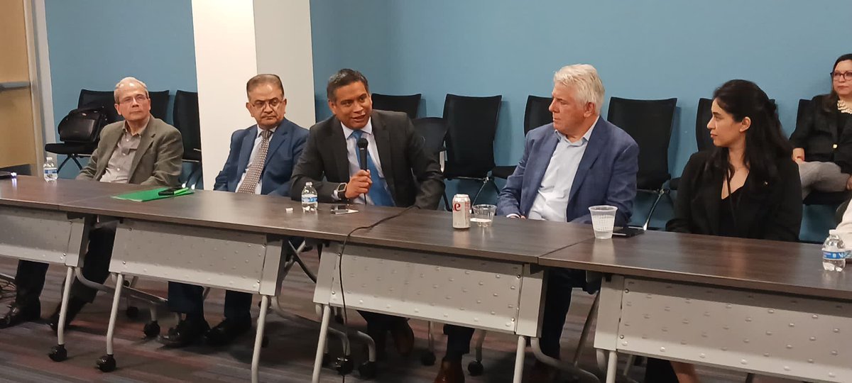 jorgeeuran's tweet photo. Un honor participar en el Jalisco-Texas Economic Business Board creado en el marco de la gira de trabajo de la delegación @GobiernoJalisco  para atraer inversión y desarrollar talento. Gracias @ConsulMexAtn por la invitación.  Siempre creando puentes Texas-México. https://t.co/vIPsL7Ijjd