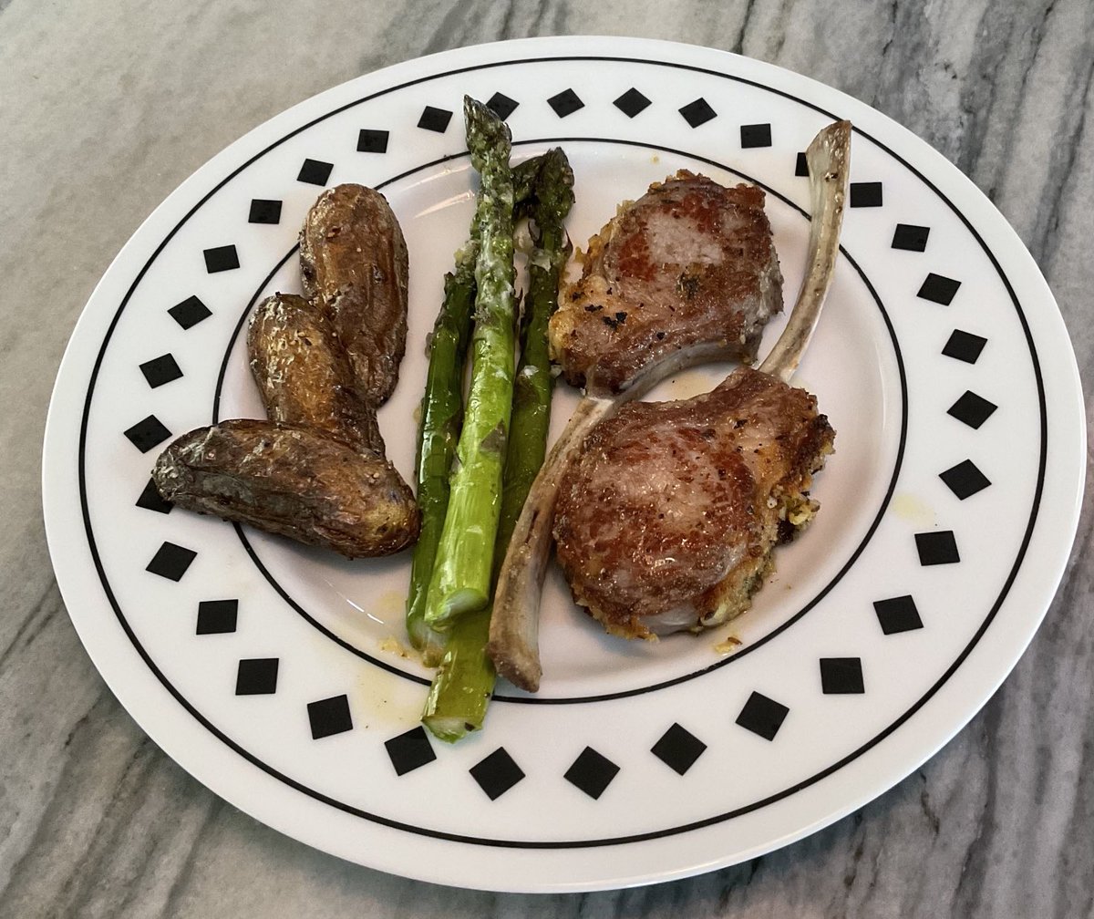 RunRideEatDrink's tweet photo. Celebrating 25 years with my beautiful wife.  The lamb recipe is the same as first meal I ever cooked for her.  Delicious. https://t.co/eROqnIwNpy