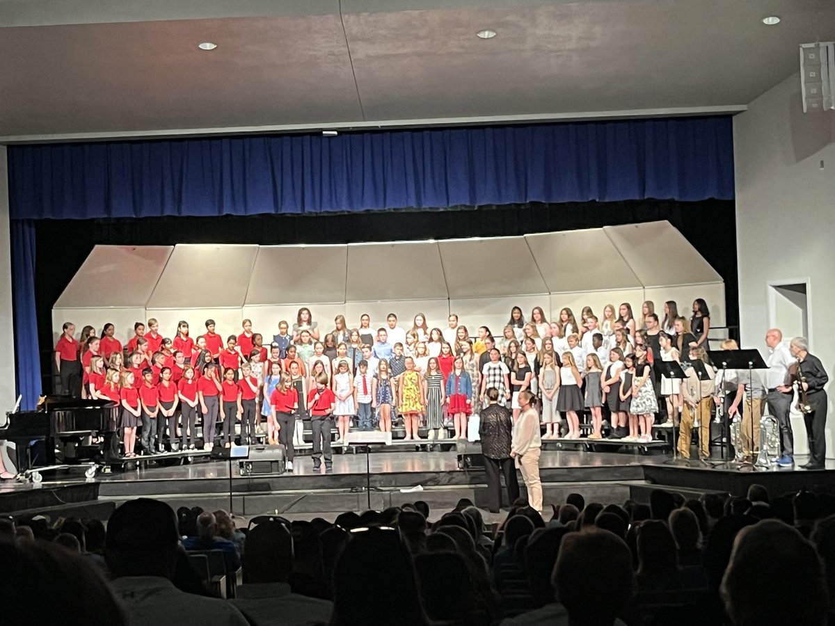 🎶beautiful music tonight from the fourth grade combined chorus 🎶<a href="/Kings_Schools/">Kings Local Schools</a>