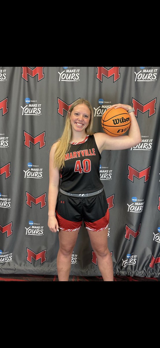 Great unofficial visit yesterday with <a href="/MaryvilleWBB/">Maryville Women's Basketball</a> Thank you coach <a href="/BritaHand/">Brita Hand</a>. Had a great experience!!
