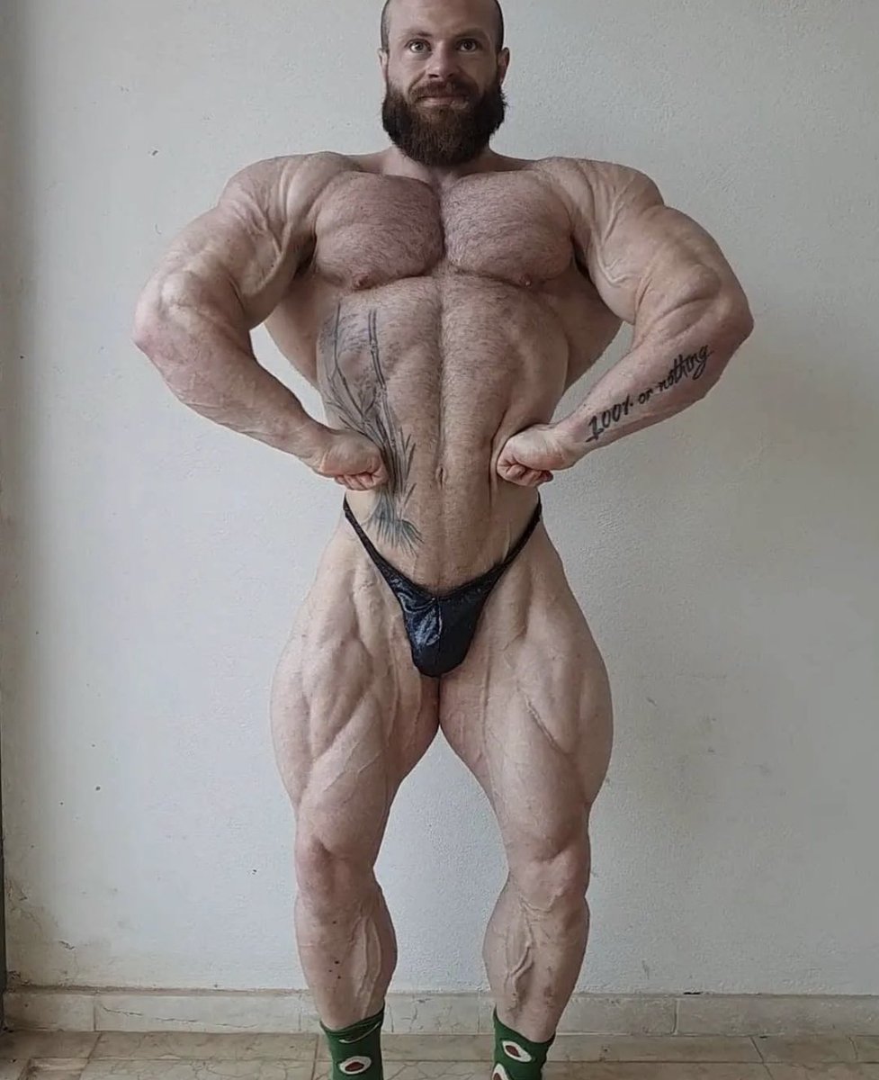 hairy_bb's tweet photo. James Hollingshead https://t.co/7335hQ9mWc