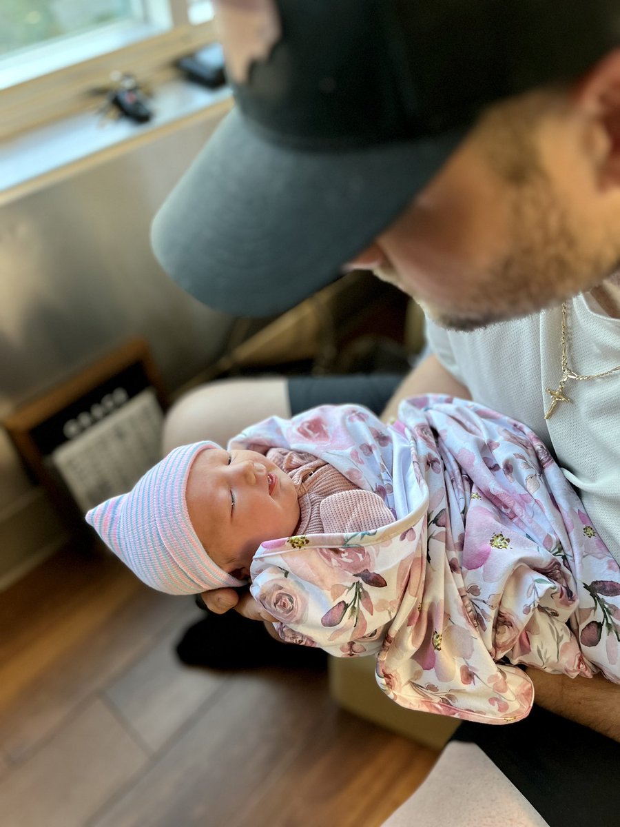 Frankie Keller tweet media