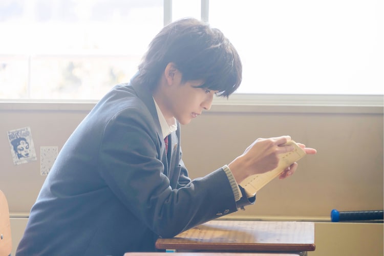 eiga_natalie's tweet photo. 「交換ウソ日記」高橋文哉扮する“学校イチのモテ男子”捉えた新たな場面写真が到着
https://t.co/hwg7SGoH3N

#交換ウソ日記 #高橋文哉 https://t.co/yE2CyjfWUt
