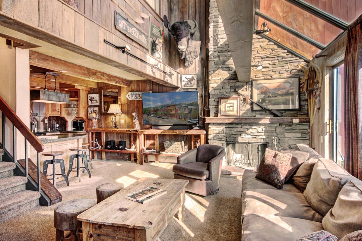 VisitBreck tweet media