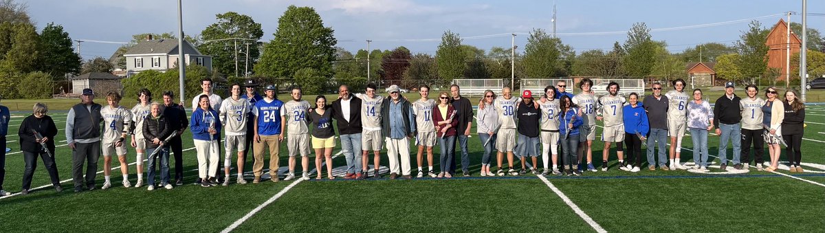 Celebrating Boys Lax 2023 Seniors! #islanderpride 💙 ⁦<a href="/SportsNDN/">DailyNewsSports</a>⁩ ⁦<a href="/NewportThisWeek/">Newport ThisWeek</a>⁩ ⁦<a href="/WeareMiddletown/">Middletown Public Schools</a>⁩ ⁦@MHSPrincipal20⁩ ⁦<a href="/rkraeger/">Rosemarie K. Kraeger</a>⁩