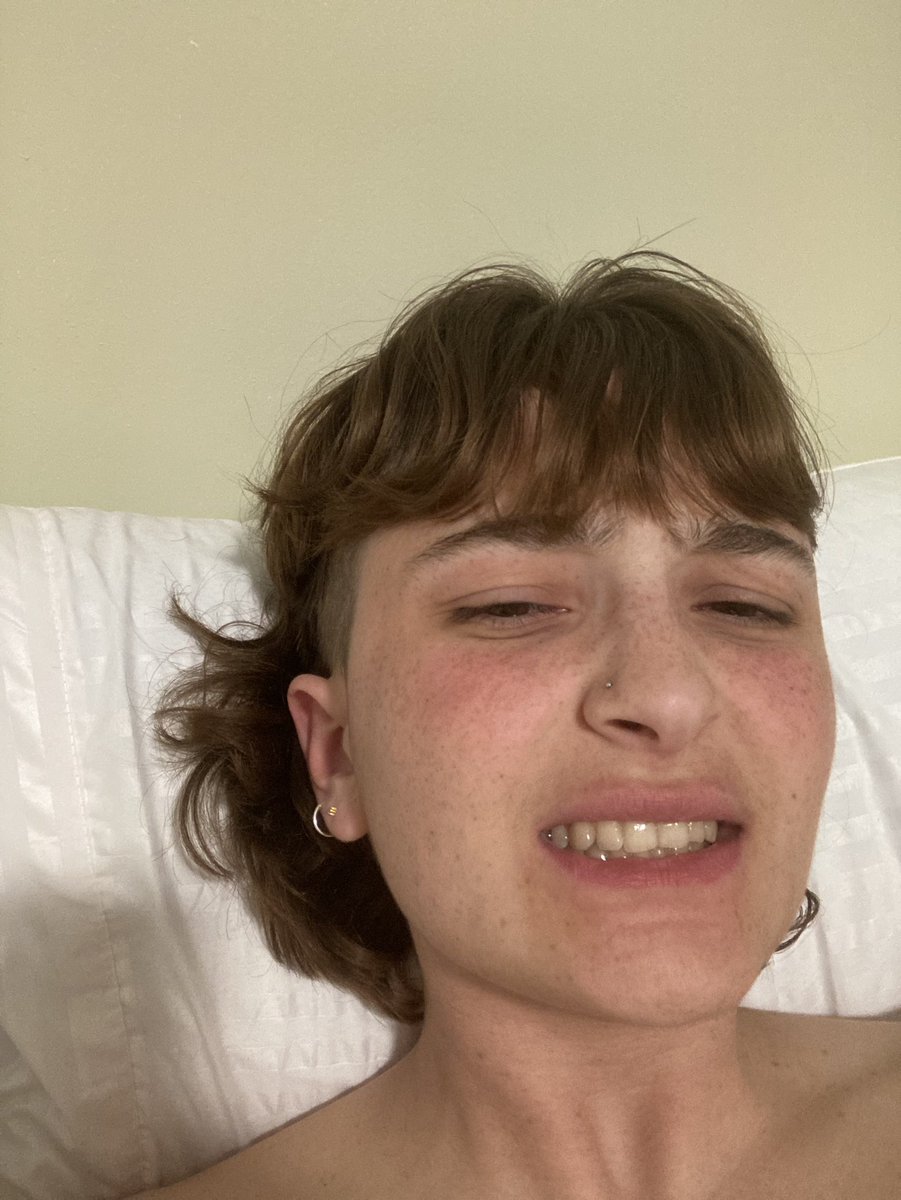 abuugkid's tweet photo. Hi I literally cut all my hair off last night I feel very called out https://t.co/oasPiHg4Bz