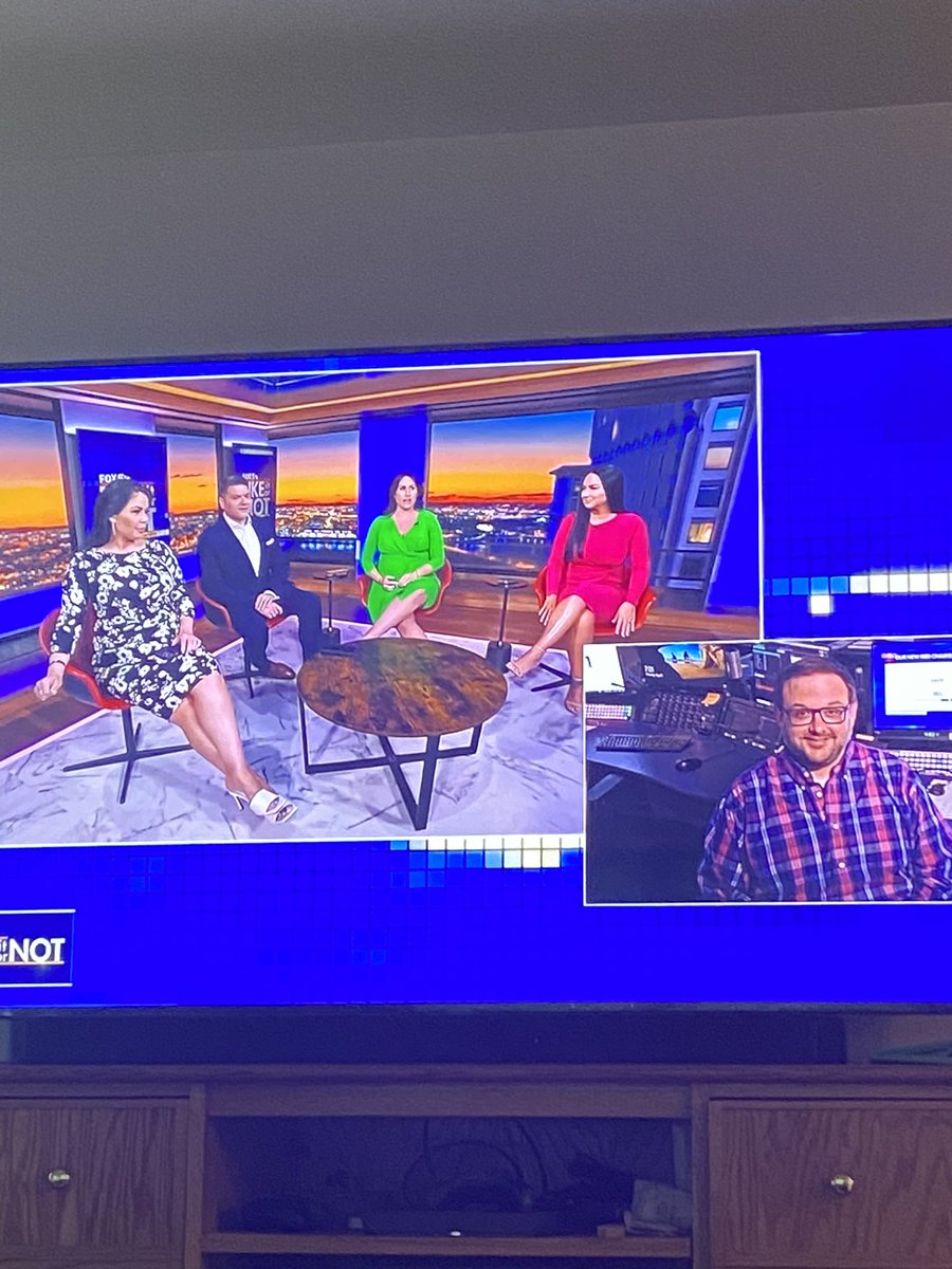 @fox5dc @LokayFOX5 @OhMyGOFF @MarinaMarraco @SunniAndTheCity these, chairs, look like hemorrhoids, waiting to happen ….. it’s a no!  the Insta pole speaks the truth