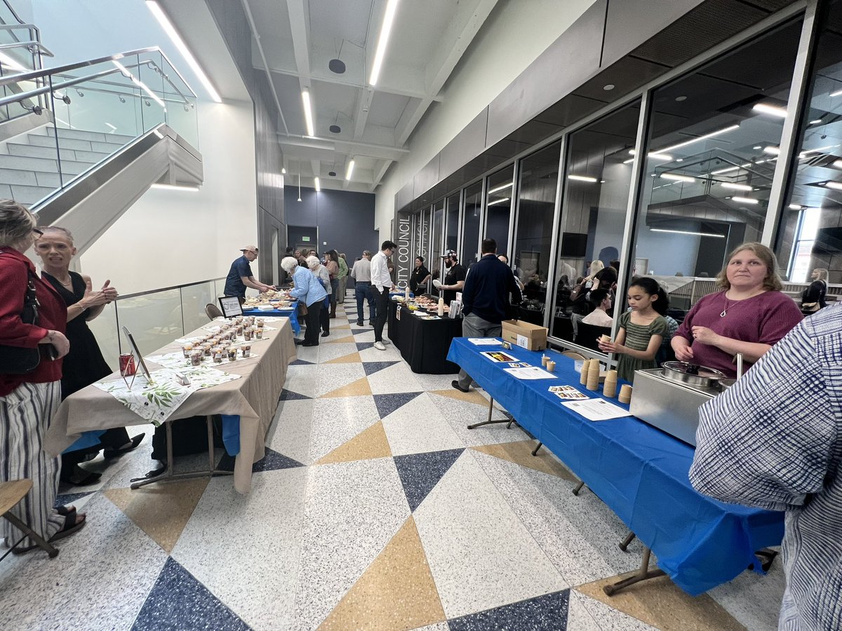 BrandonGoble14's tweet photo. Minot Chamber of Commerce Business after hours event is amazing!!!! Lot of great local businesses. Big turn out for a small city. Minot’s new City Hall looks awesome. Can’t wait to get a table at the next one in Sept!!!! https://t.co/VFMHND0R83