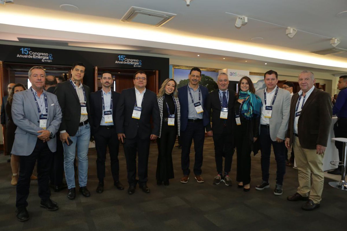 marco_vera's tweet photo. Con empresas afiliadas a @CeeraColombia y aliados de las #PCHs participamos en el #15CongresoAnualEnergia de @Acolgen.
Con el reconocimiento de las PCHs hasta 50MW como FNCER y acceder a beneficios tributarios de la 1715, tenemos grandes oportunidades para el crecimiento verde. https://t.co/fThJ76PrxC