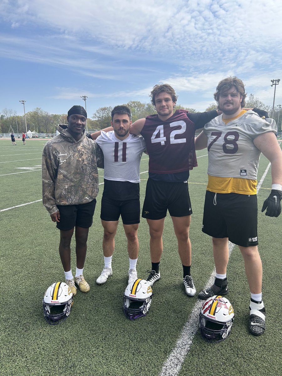 Laurier Golden Hawks Football tweet media