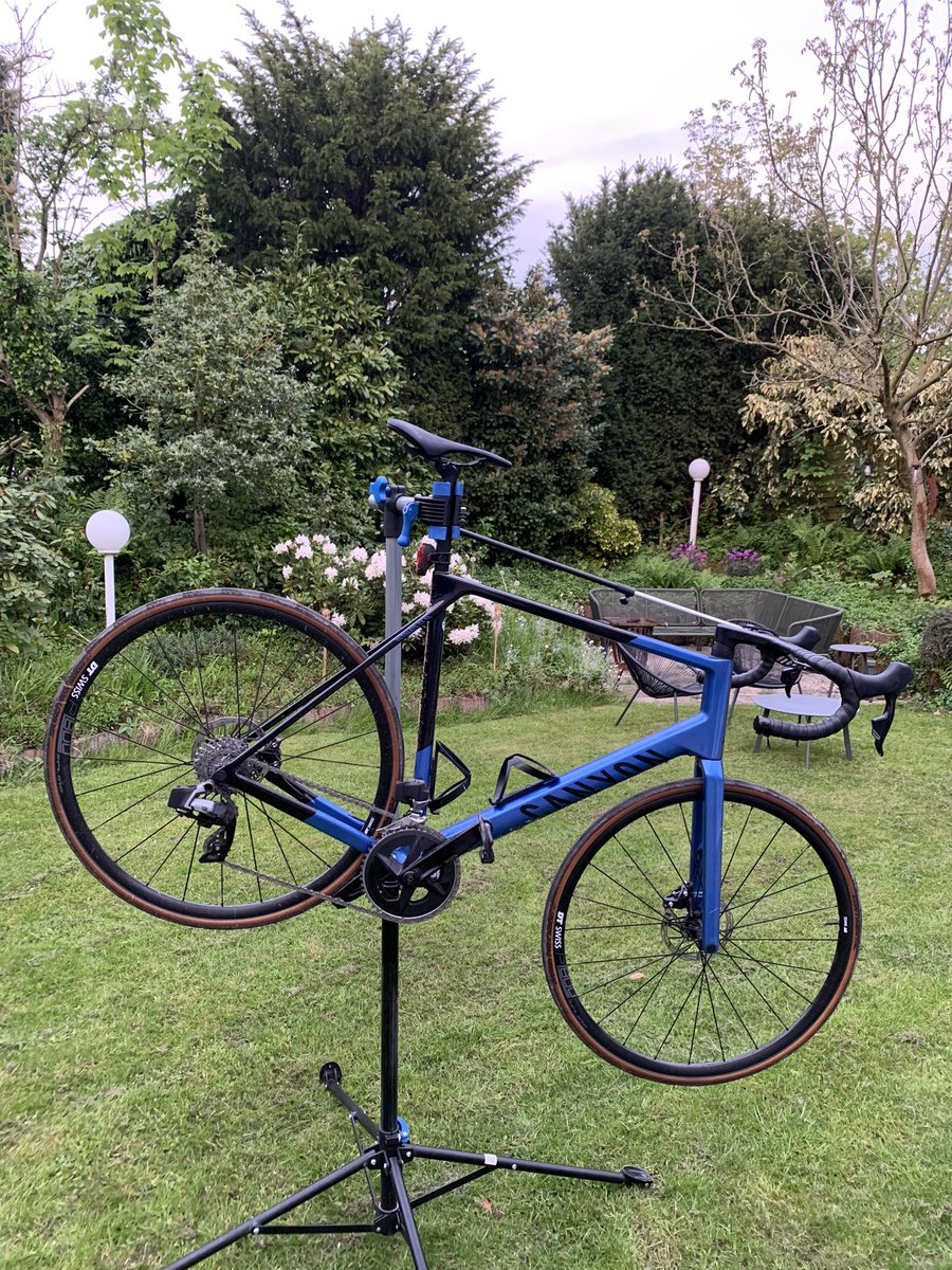 10Holder's tweet photo. @gcntweet Can’t wait to ride my cleaned bike, when i’ll return home. https://t.co/3waMCoLKz9