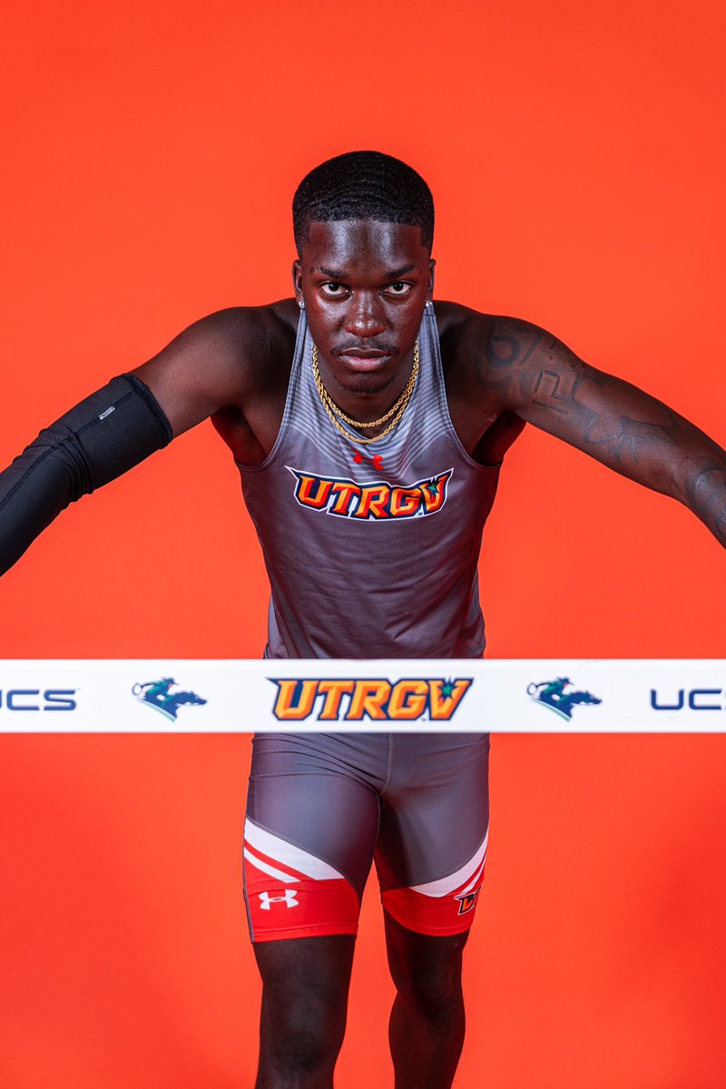 UTRGV_TFXC's tweet photo. #WACotf Championships | M 400H 

Jaylen Critton advances to finals after running 54.73 in prelims 

#RallyTheValley #UTRGV https://t.co/qkX69BtyXC
