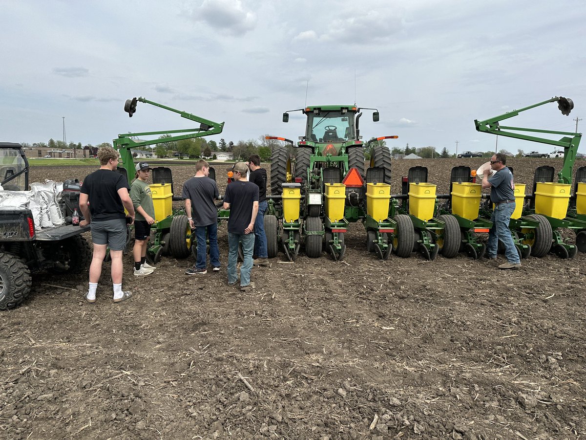 Adam Sacquitne tweet media